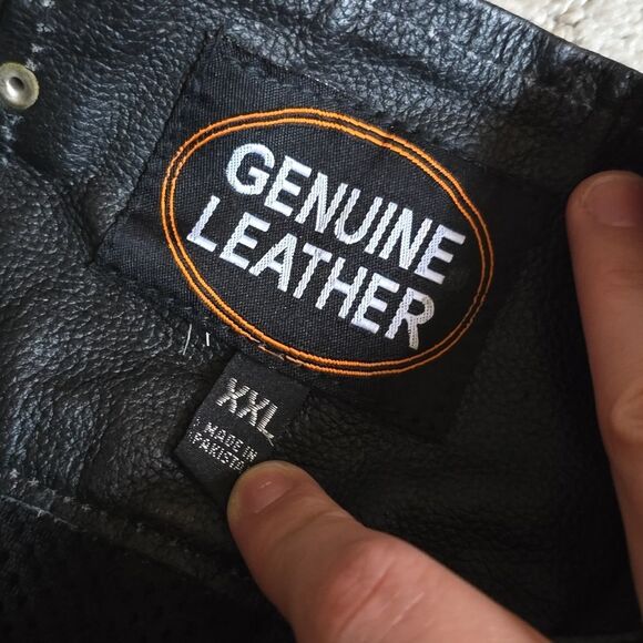 Genuine Leather | Black Leather Chaps with Quilted Lining - Picture 6 of 8